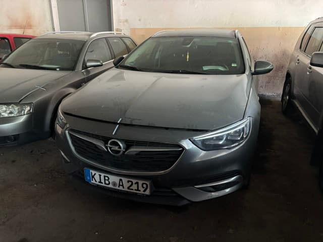 Avtomobil: Os. avto Opel Insignia Sports Tourer 2.0 CDTI Avt., prva reg. 10/20…