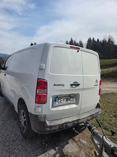 Avtomobil: MOTORNO VOZILO CITROEN JUMPY 2.0 HDI L2, Luče